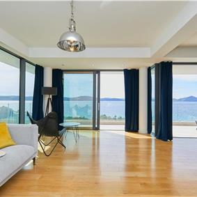 6 Bedroom Seafront Villa with Pool near Slano, Sleeps 12-14